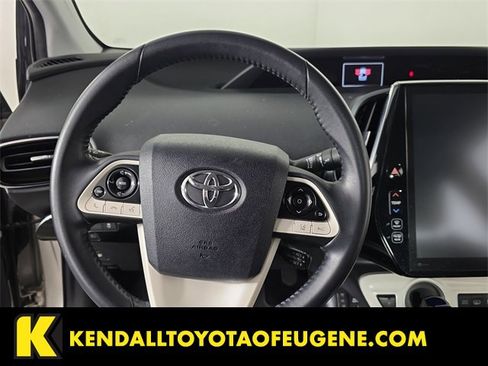 Used 2018 Toyota Prius Prime Premium image 10