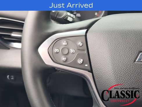 Used 2023 Chevrolet Traverse LT w/ LT Premium Package FWD image 37