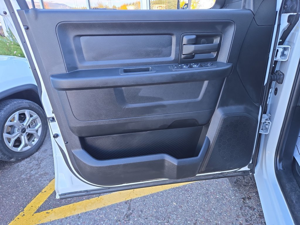 Used 2022 RAM 2500 Tradesman AWD/4WD image 12