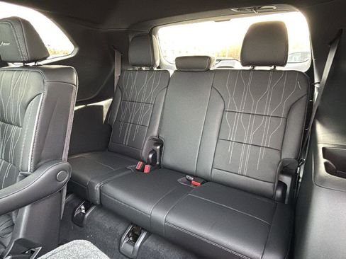 New 2026 Buick Enclave Avenir w/ Super Cruise Package image 28
