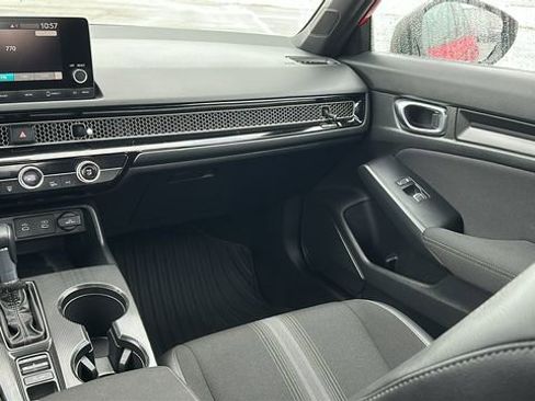 Used 2025 Honda Civic Sport image 23