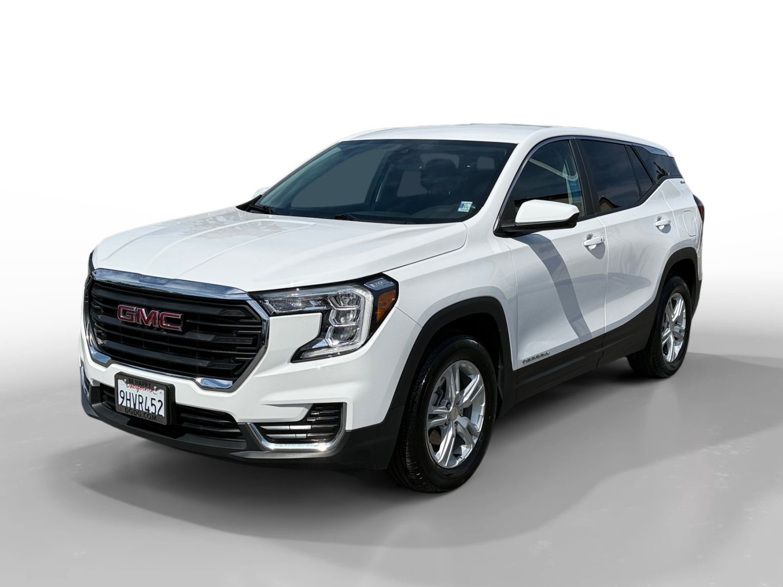 Used 2024 GMC Terrain SLE FWD image 1