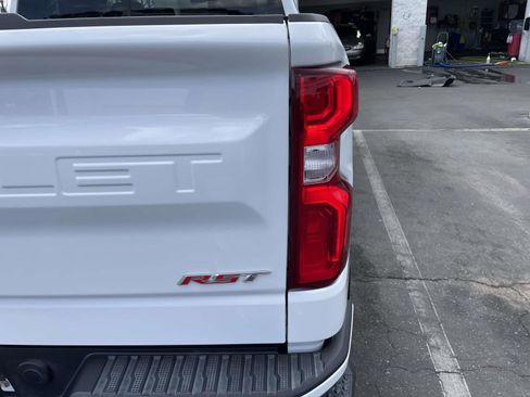 Used 2021 Chevrolet Silverado 1500 RST image 14