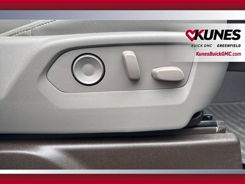 Used 2022 Chevrolet Silverado 1500 LTZ image 18