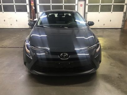 Used 2025 Toyota Corolla LE