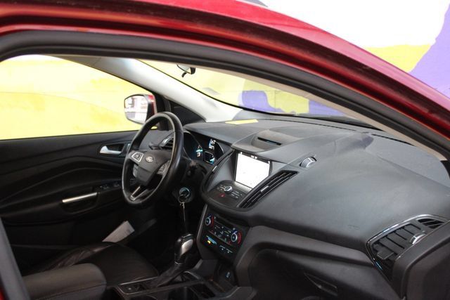 Used 2018 Ford Escape SEL AWD/4WD image 12
