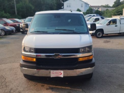 Used 2019 Chevrolet Express 3500 LT w/ LT Preferred Equipment Group RWD image 3