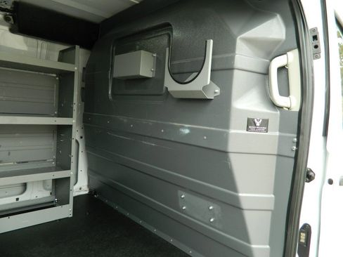 Used 2020 Ford Transit 250 Low Roof AWD image 13