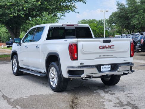 Used 2021 GMC Sierra 1500 SLT AWD/4WD image 4