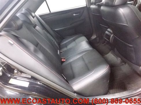 Used 2017 Toyota Camry SE image 15