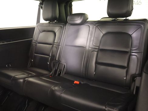 Used 2023 Lincoln Navigator L Reserve AWD/4WD image 13