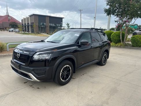 Used 2024 Nissan Pathfinder Rock Creek AWD/4WD image 1