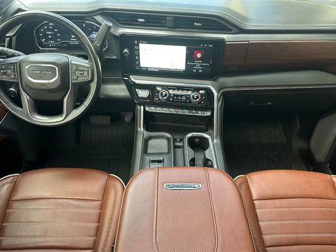 Used 2024 GMC Sierra 2500 Denali Ultimate image 14