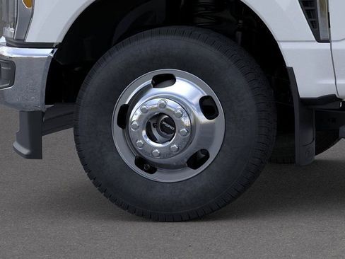 New 2026 Ford F350 XLT image 33