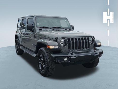 Used 2022 Jeep Wrangler Unlimited Sahara AWD/4WD image 1