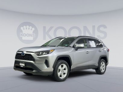 Used 2020 Toyota RAV4 LE w/ Carpet Mat Package
