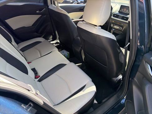 Used 2016 MAZDA MAZDA3 s Grand Touring image 11