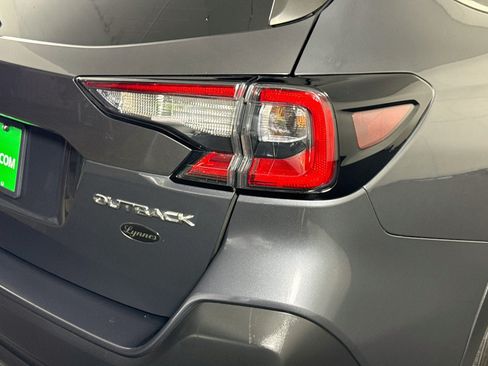 Used 2023 Subaru Outback Premium AWD/4WD image 34
