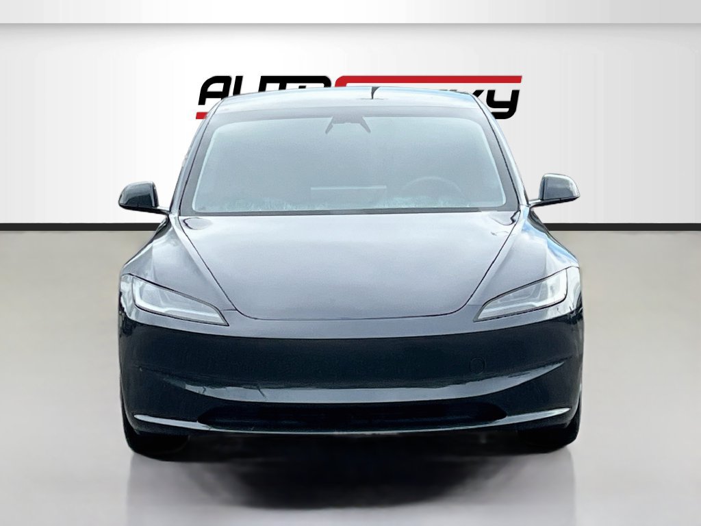 Used 2025 Tesla Model 3 Long Range RWD image 2