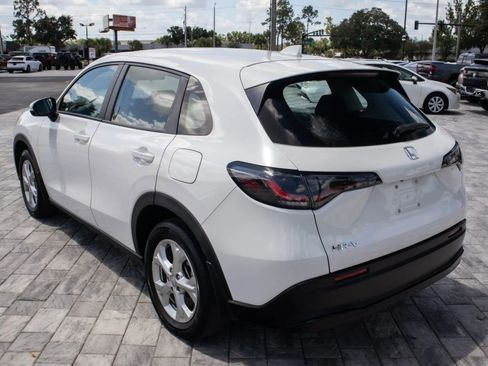 Used 2024 Honda HR-V LX image 5