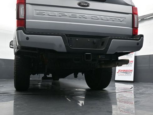 Used 2022 Ford F250 Lariat w/ Tremor Off-Road Package image 22