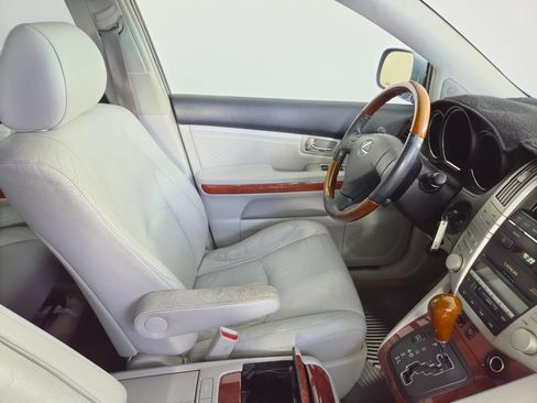 Used 2004 Lexus RX 330 AWD image 32