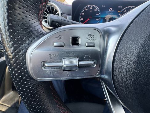 Used 2023 Mercedes-Benz CLA 250 4MATIC image 28