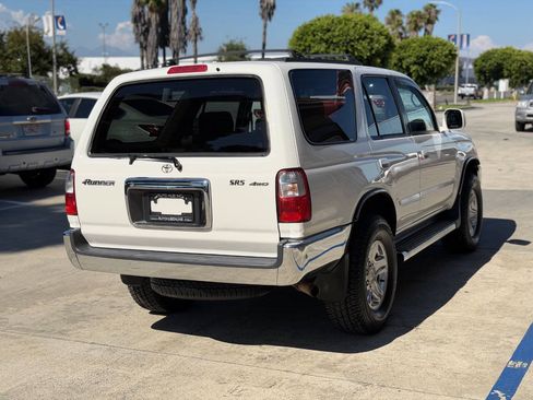 Used 2002 Toyota 4Runner SR5 AWD/4WD image 10