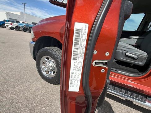 Used 2013 RAM 2500 Tradesman w/ Chrome Appearance Group AWD/4WD image 13
