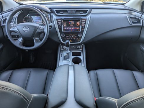 Certified 2024 Nissan Murano SV image 16