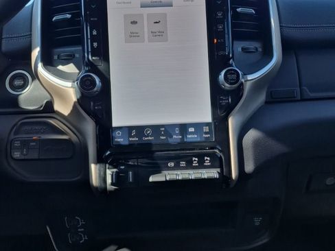 Certified 2023 RAM 2500 Laramie image 37