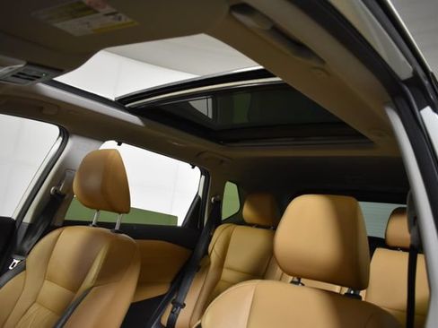 Certified 2023 Nissan Rogue Platinum AWD/4WD image 40
