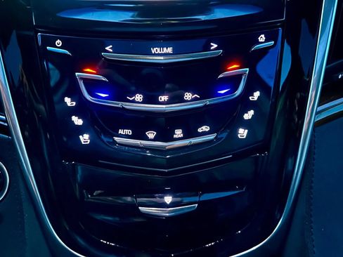 Used 2018 Cadillac Escalade ESV Premium Luxury AWD/4WD image 33