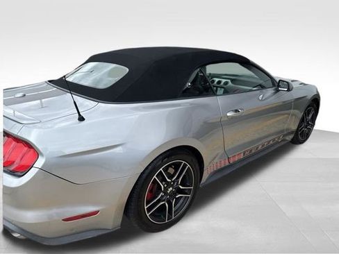 Used 2021 Ford Mustang Premium RWD image 6