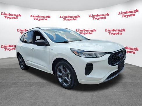 Used 2023 Ford Escape ST-Line w/ Tech Pack #1 AWD/4WD image 19