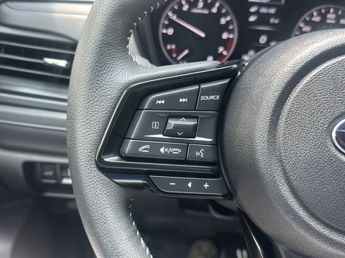 Certified 2025 Subaru Forester Premium AWD/4WD image 32
