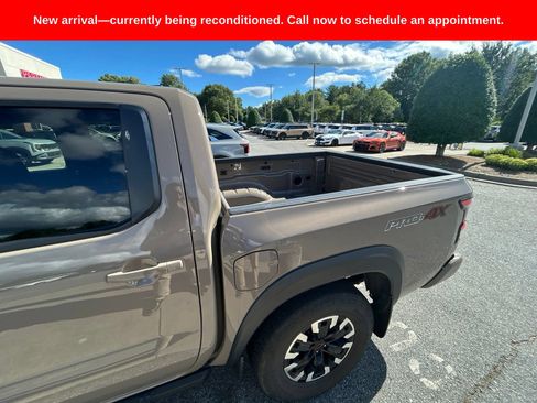 Used 2023 Nissan Frontier PRO-4X w/ Technology Package AWD/4WD image 6