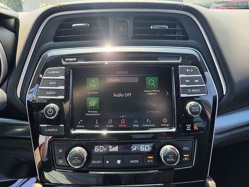 Used 2020 Nissan Maxima SR w/ Sport Mat Group FWD image 18