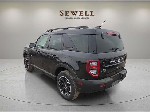 New 2025 Ford Bronco Sport Outer Banks w/ Outer Banks Tech Package+ image 3