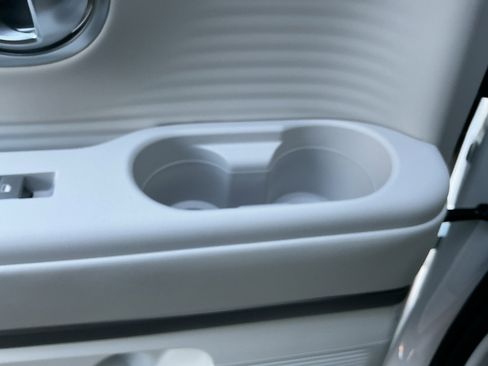 New 2026 Hyundai Ioniq 9 SEL image 18