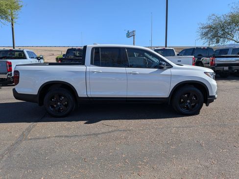 Used 2023 Honda Ridgeline Black Edition image 4