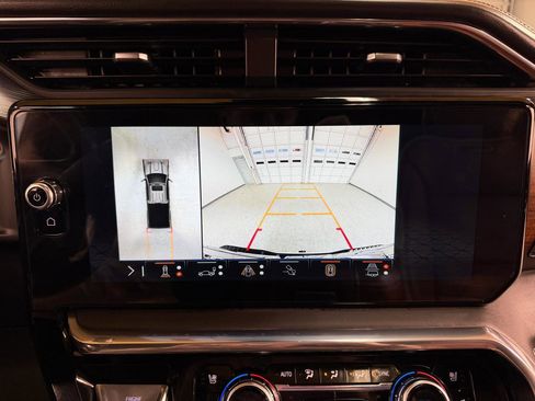 Used 2025 GMC Sierra 2500 Denali Ultimate w/ Max Trailering Package image 19