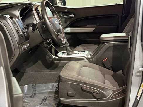 Used 2021 Chevrolet Colorado LT w/ Safety Package image 29