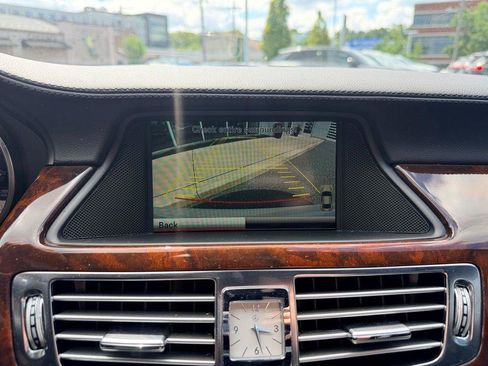 Used 2014 Mercedes-Benz CLS 550 4MATIC image 33