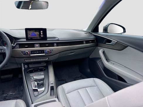 Used 2019 Audi A4 2.0T Premium w/ Convenience Package image 27