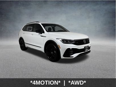 Used 2024 Volkswagen Tiguan SE R-Line