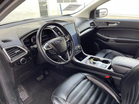 Used 2024 Ford Edge SEL w/ Convenience Package image 12