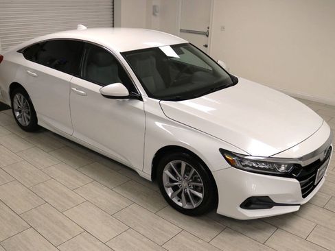 Used 2022 Honda Accord LX image 95