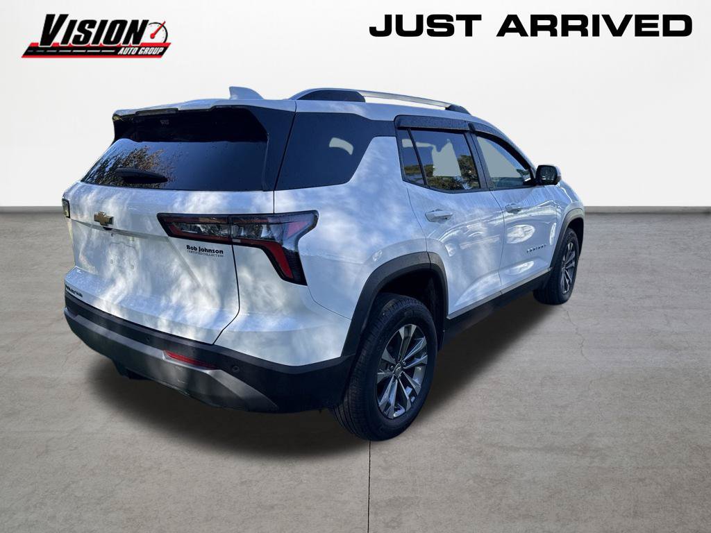 Used 2025 Chevrolet Equinox LT w/ Convenience Package II AWD/4WD image 5