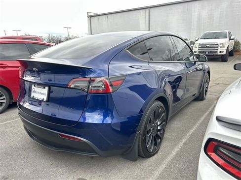 Used 2023 Tesla Model Y Long Range image 4